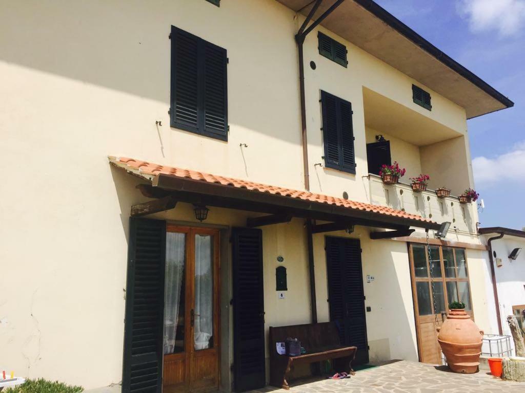 Agriturismo Tenute Poggio Di Bobi Lamporecchio Exterior photo